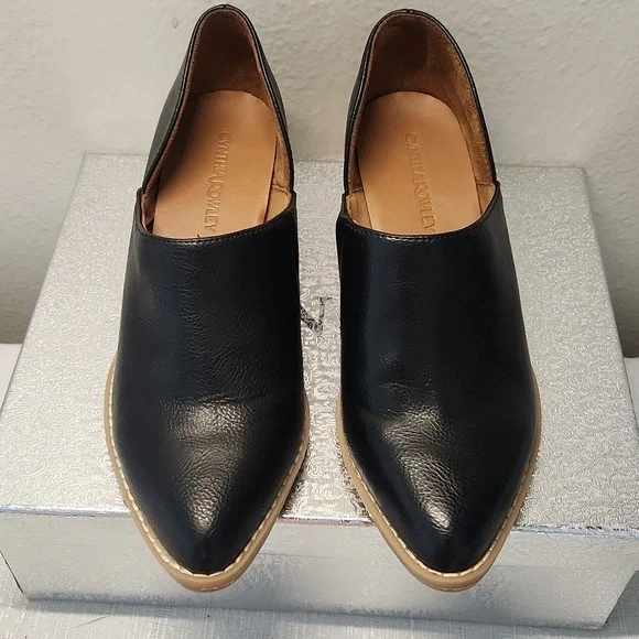CYNTHIA ROWLEY SIZE 9 Elegant Black Leather Women's Shoes - Picture 2 of 12